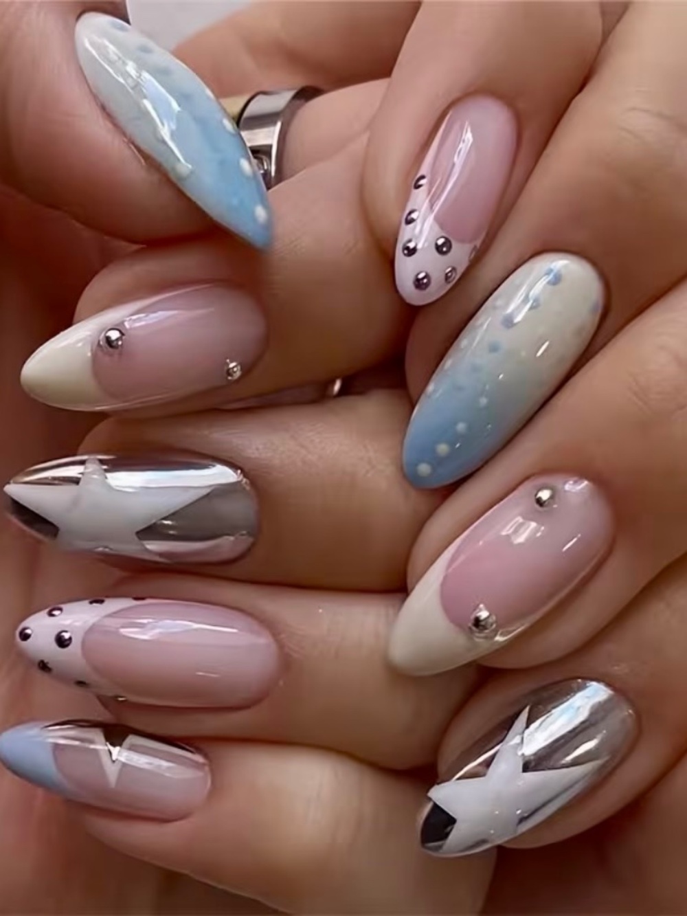 24 pieces Medium Pastel Chrome Star Press On Nails Pink Blue Yellow Y2K